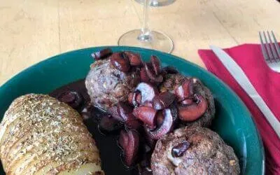 Gorgonzola Stuffed Meatballs