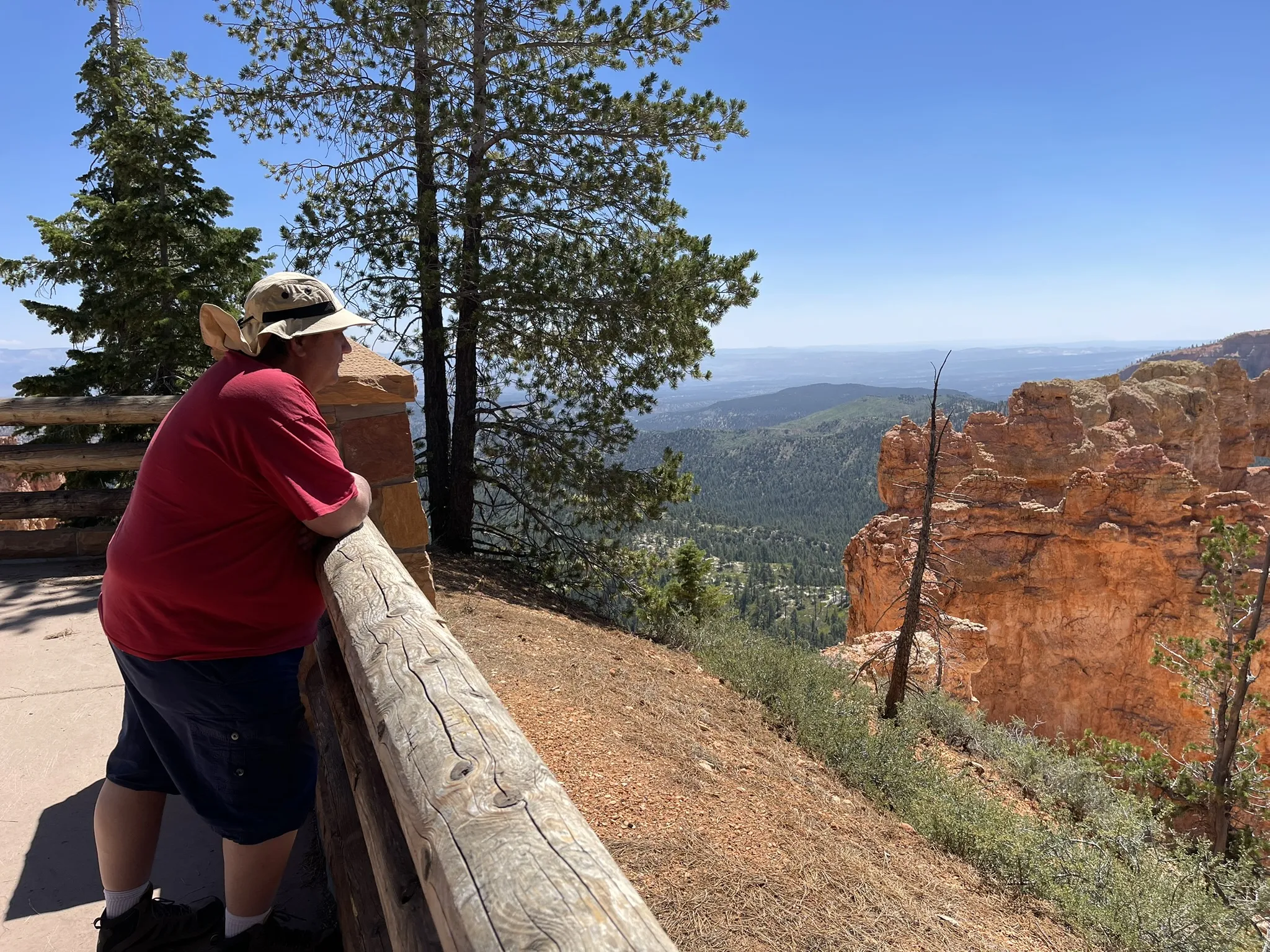 Looking out at Bryce Canyon Mark looking out at Bryce Canyon